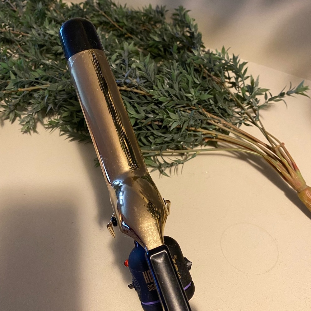 Hot Tools 1 1/4 inch Curling Iron